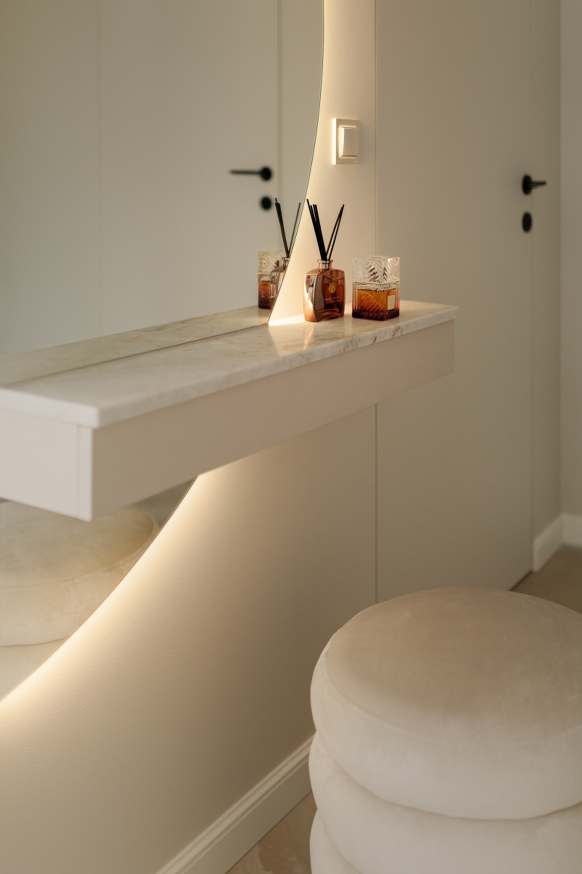 Materiały prasowe, projekt i realizacja: Agata Piltz, zdjęcia: Jakub Nanowski Perspektywa